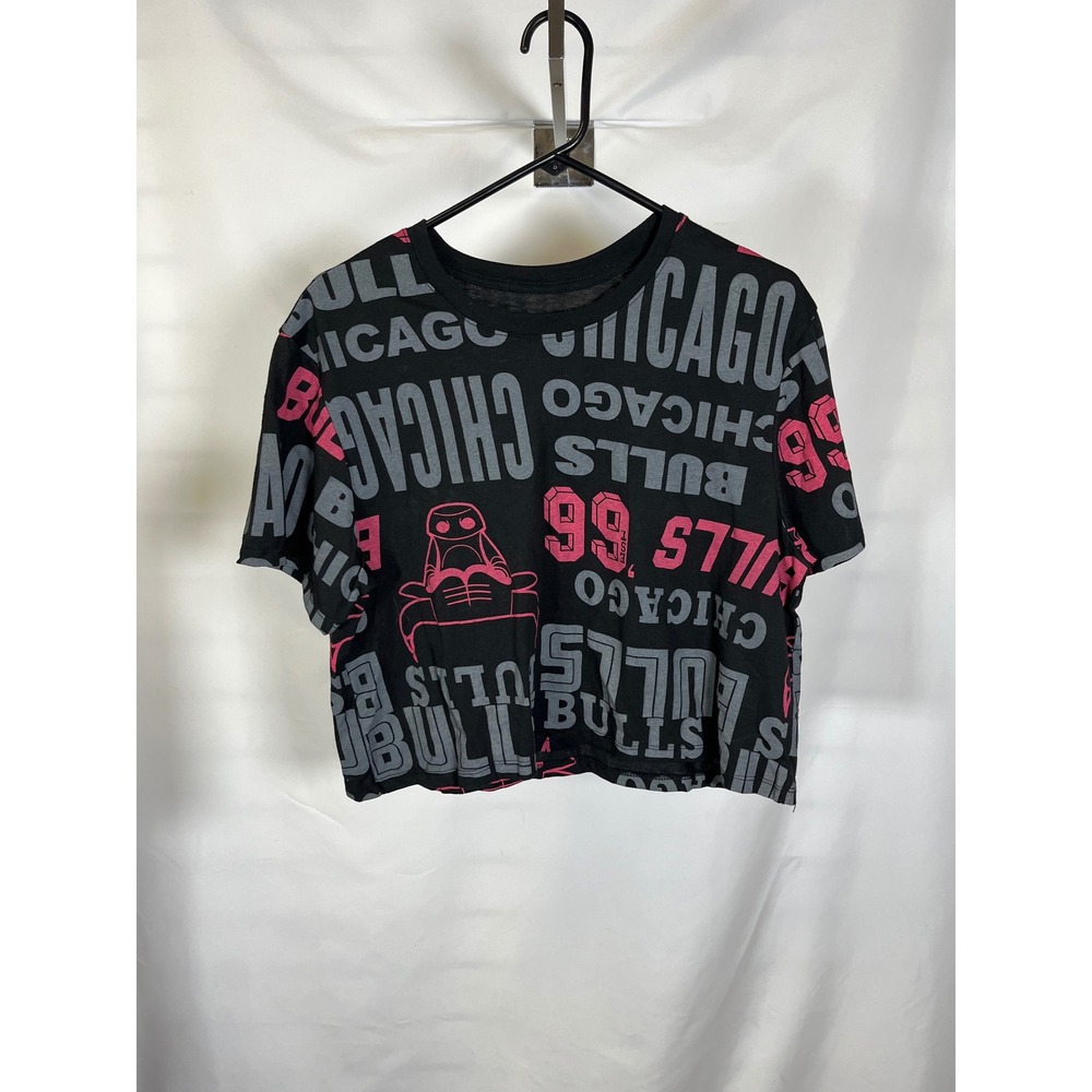 NBA Chicago Bulls Womens Cropped T-Shirt Black Pink All Over Print Large L